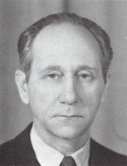 Лев Абрамович